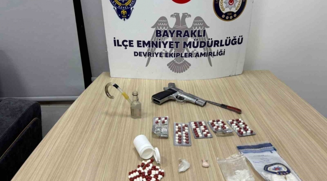 Bayraklı polisi iz sürdü, 4 şüpheliyi kıskıvrak yakaladı