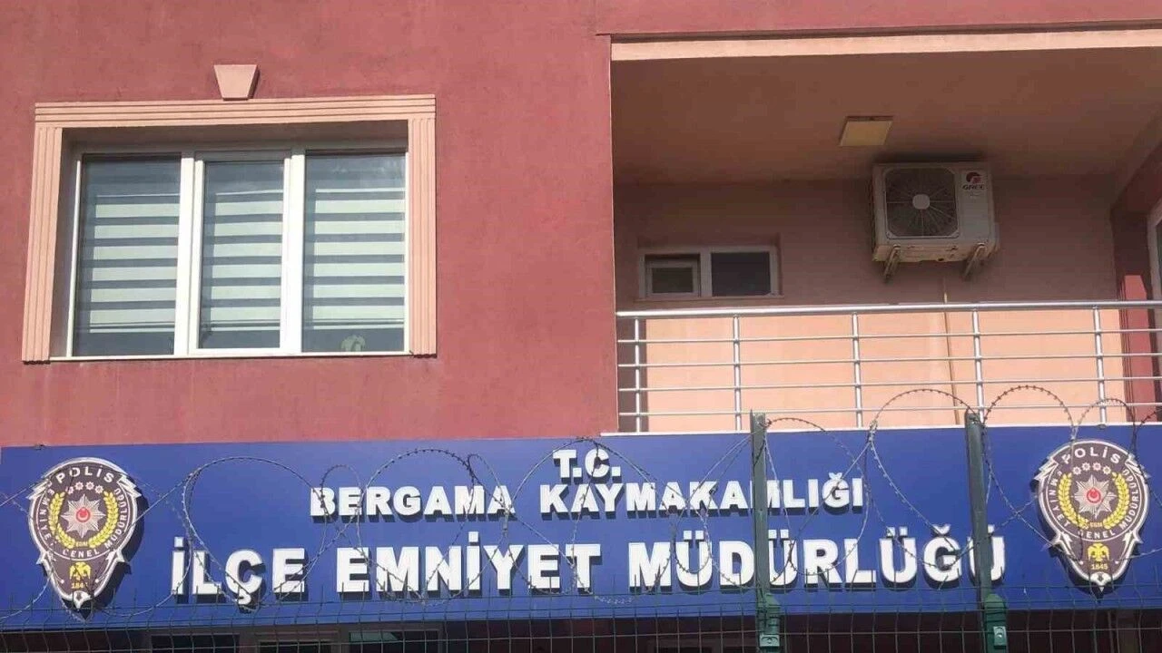 Bergama'da ev hırsızlığı şüphelileri tutuklandı