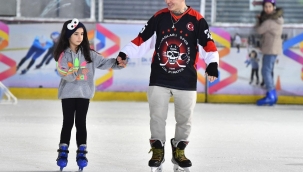 Büyükşehir Kültürpark ve Bostanlı'da buz pisti kuruyor