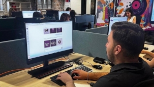 İzmir Büyükşehir Belediyesi gençleri dijital geleceğe hazırlıyor