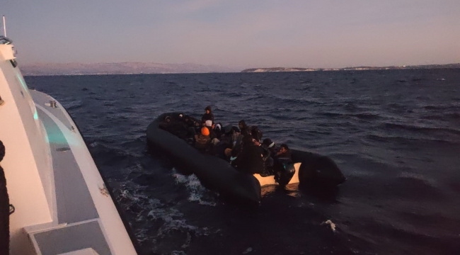 İzmir'de SİHA ve radar destekli operasyon: 79 düzensiz göçmen yakalandı