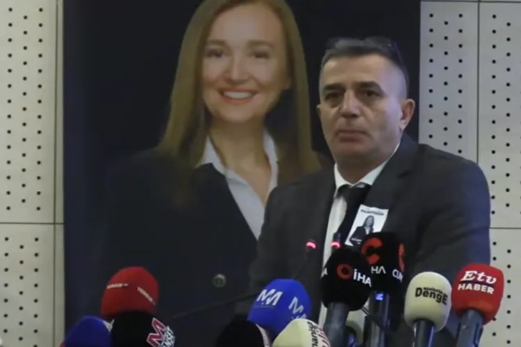 Şehzadeler Belediye Başkanlığı'na Hakan Şimşek seçildi