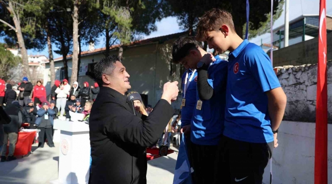 Aliağa, Türkiye Oryantiring Şampiyonası'na ev sahipliği yaptı