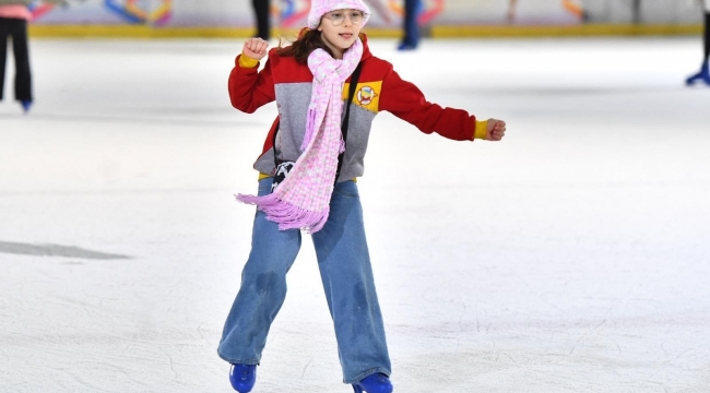 Büyükşehir'den öğrencilere yarıyıl tatili için buz pisti müjdesi