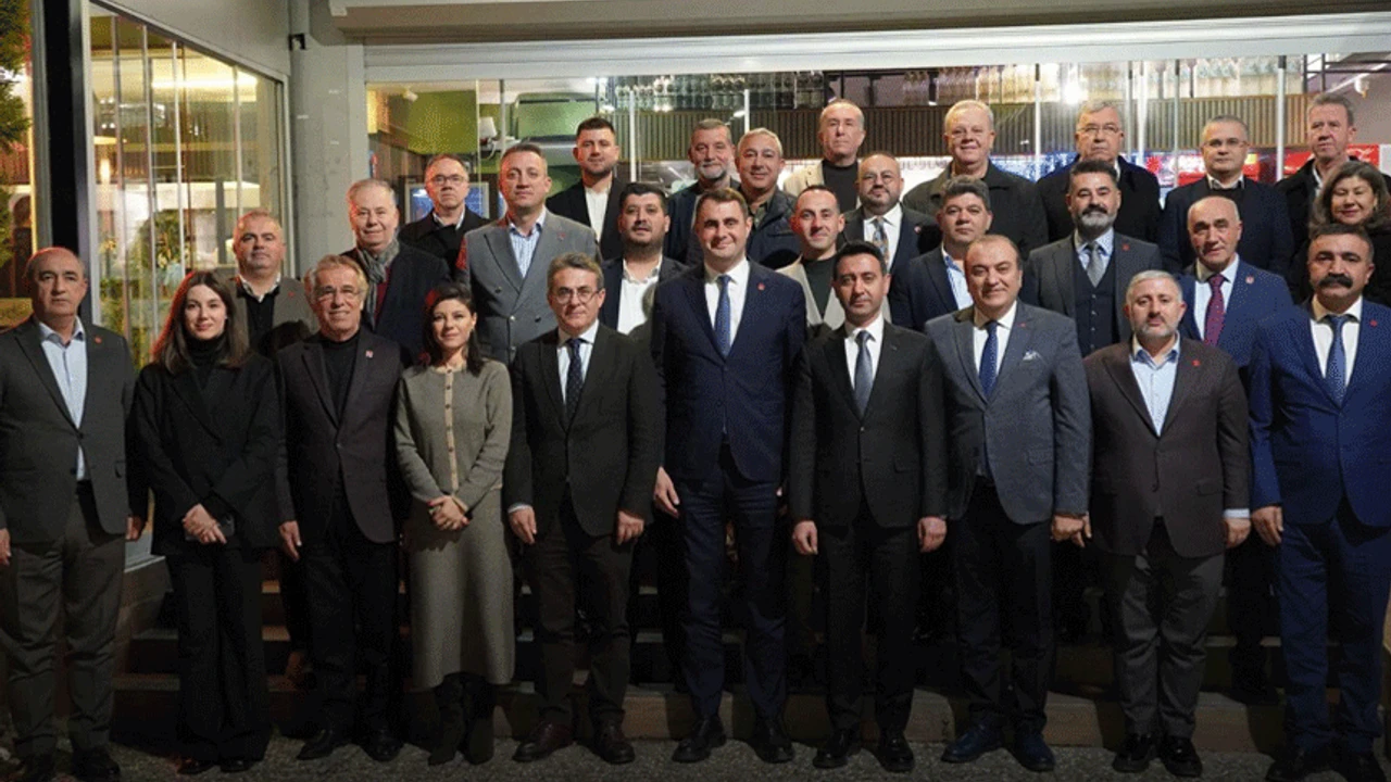 CHP İzmir'de ilçe başkanları toplantısı yapıldı