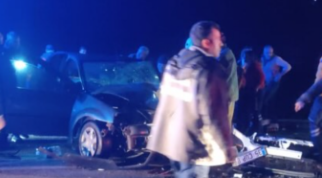 Foça'da Trafik kazası : 2'si ağır 6 yaralı