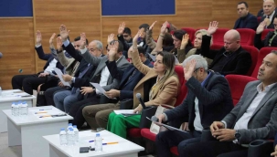 Aliağa Belediye Meclisinde önemli isimlere vefa