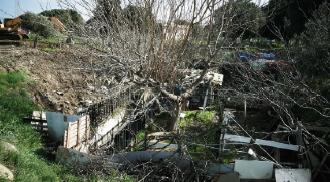 Aliağa Belediyesi Taşkına Sebep Olan Derede Harekete Geçti