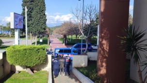 Aliağa'da Göçmen Kaçakçılığı Operasyonu: 5 Organizatör Tutuklandı