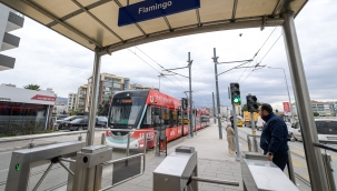 Ataşehir Kavşağı Tramvay Durağı'nın adı Flamingo oldu