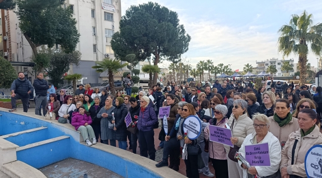 Aliağa'da 8 Mart Yürüyüşü Düzenlendi  
