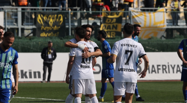 Aliağa FK, zirveye oynuyor