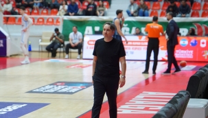 Aliağa Petkimspor'da başantrenör Özhan Çıvgın ile yollar ayrıldı