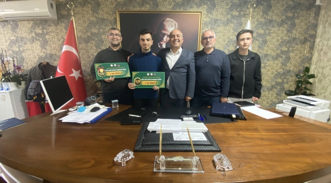 Bölge birincisi Kur'an-ı Kerim hafızından İlçe Milli Eğitim Müdürü Akyüz'e ziyaret