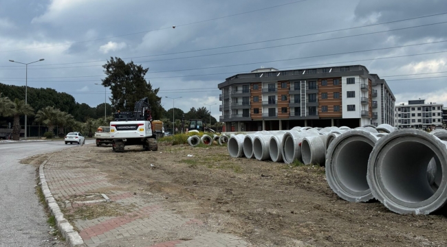 Necmettin Giritlioğlu Caddesi'nin Altyapısı Güçlendiriliyor