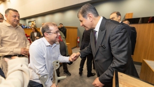 "İzmir'i birlikte büyüten büyük bir aileyiz"