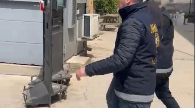 Cezaevi Firarisi Aliağa'da Polisten Kaçamadı