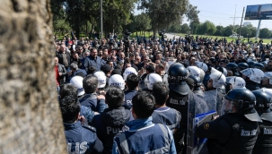 İzmir'de Meslek Fabrikası tahliyesinde gerginlik