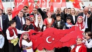 Menemen'de coşkulu kutlama