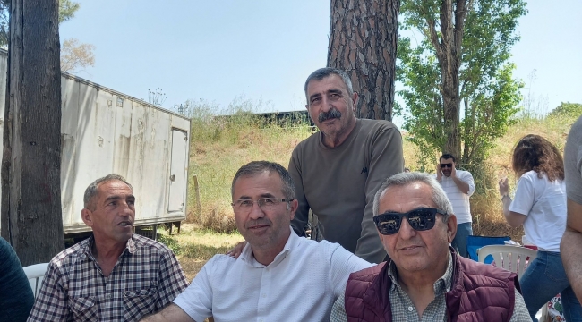 Alevi Kültür Derneği Aliağa Şubesi Bahar Şenliği ve Anneler Günü'nü Türkülerle Kutladı