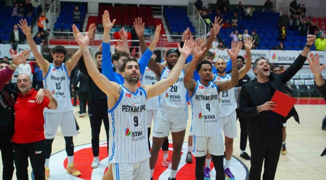 Aliağa Petkimspor ligde kaldı