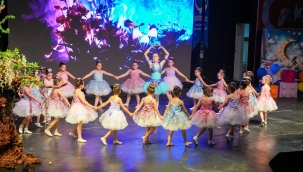 Aliağalılar Sanat ve Dansın Büyüsünde Buluştu
