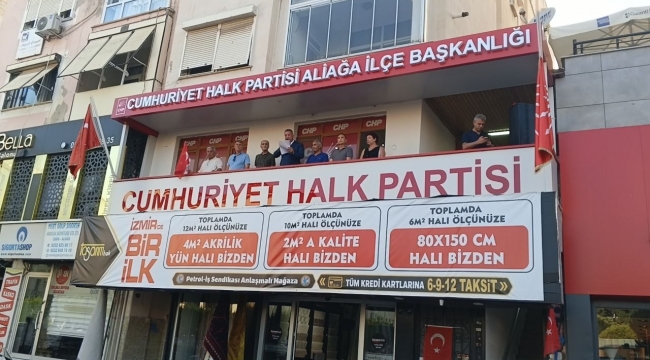 Aliağa'da CHP'den toplu istifa. Baba Ocağına Veda Edip Yeni Parti'ye Katıldılar