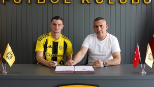 Aliağa FK 'da bir imza, iki veda