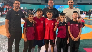 Aliağalı Güreşçilerden İki Türkiye Derecesi Birden
