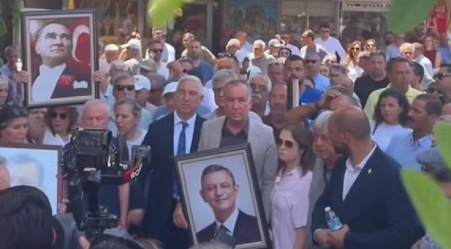 Bergama'da CHP'den toplu istifa... Başkan Çelik ve meclis üyeleri Yeni Parti'de