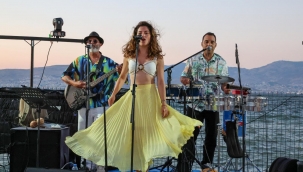 İzmir Marina'da ritim, deniz ve müzik bir arada