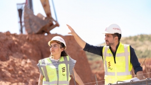 "Mor Baret" ile genç kadınlar sahaya çıkıyor
